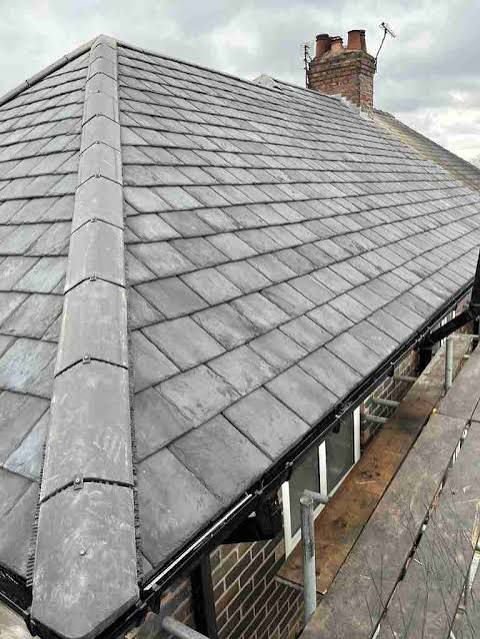 Slipped and damaged slate roof repair in Croydon